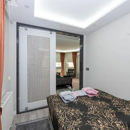 מלון דירות Bosphorus Exclusive 4*